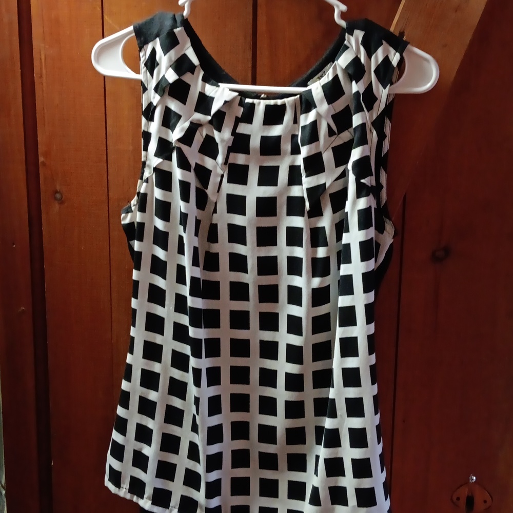 Worthington top, size medium
